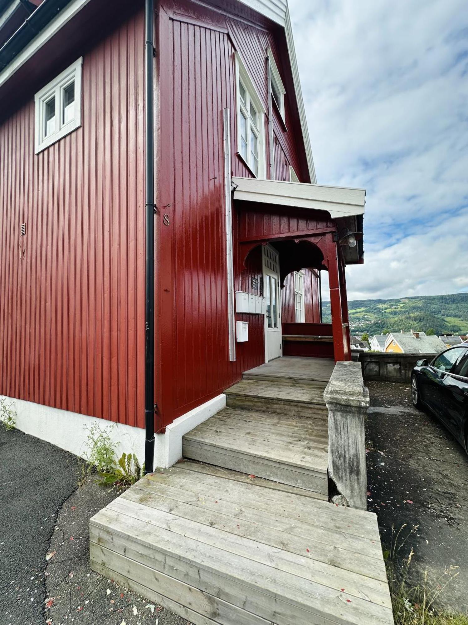 Toppleilighet I Sentrum Av Lillehammer Exterior photo